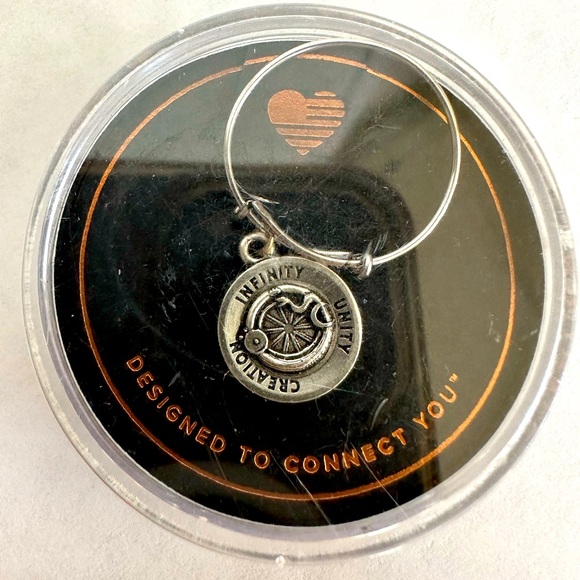 Alex & Ani silver Ouroboros Ring - Picture 1 of 3